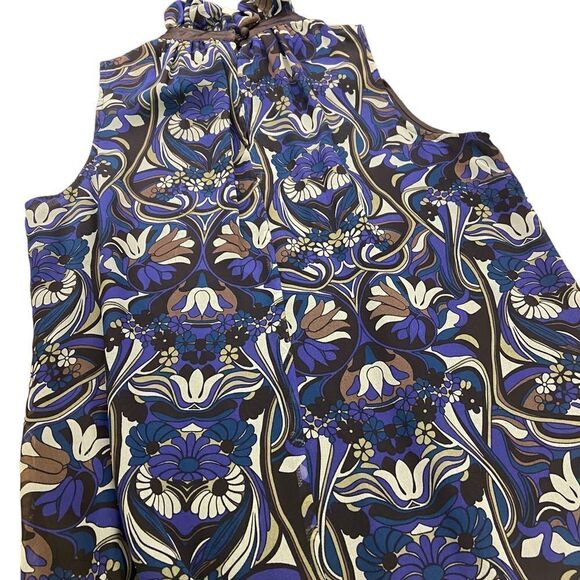 Unique see both size Large jacket is jones New Your blouse Is Karen Kane - Picture 5 of 5